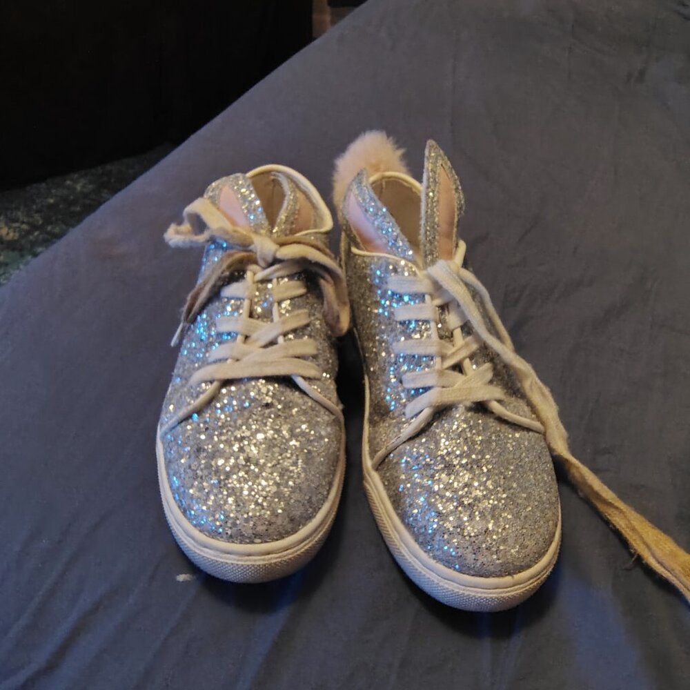 Girl shoe